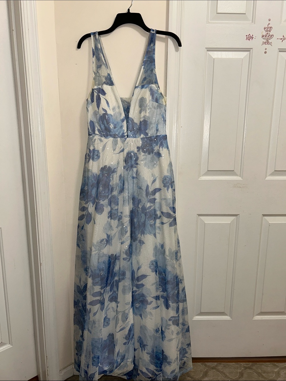 PromGirl Blue and White Floral Plunge Maxi Dress